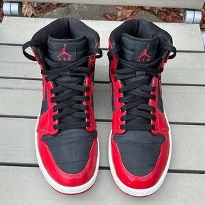 Men’s Black And Red Nike Air Jordans